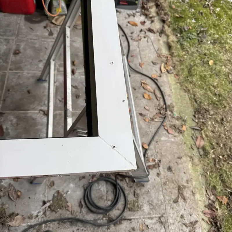 Réparation d'un châssis en PVC