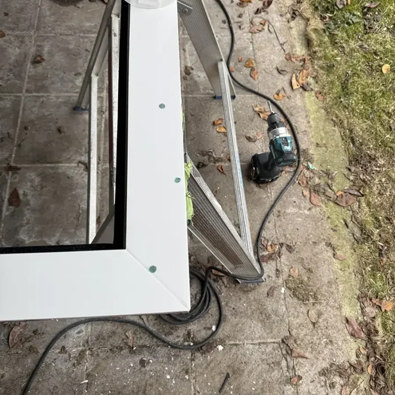 Réalisation - Réparation d'un châssis en PVC